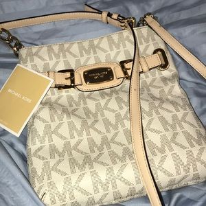 Authentic Michael Kors Crossbody